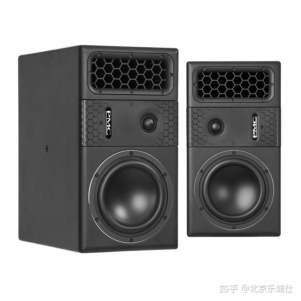 PMC6 專業錄音棚的卓越選擇——有源雙分頻監聽音箱與一站式解決方案